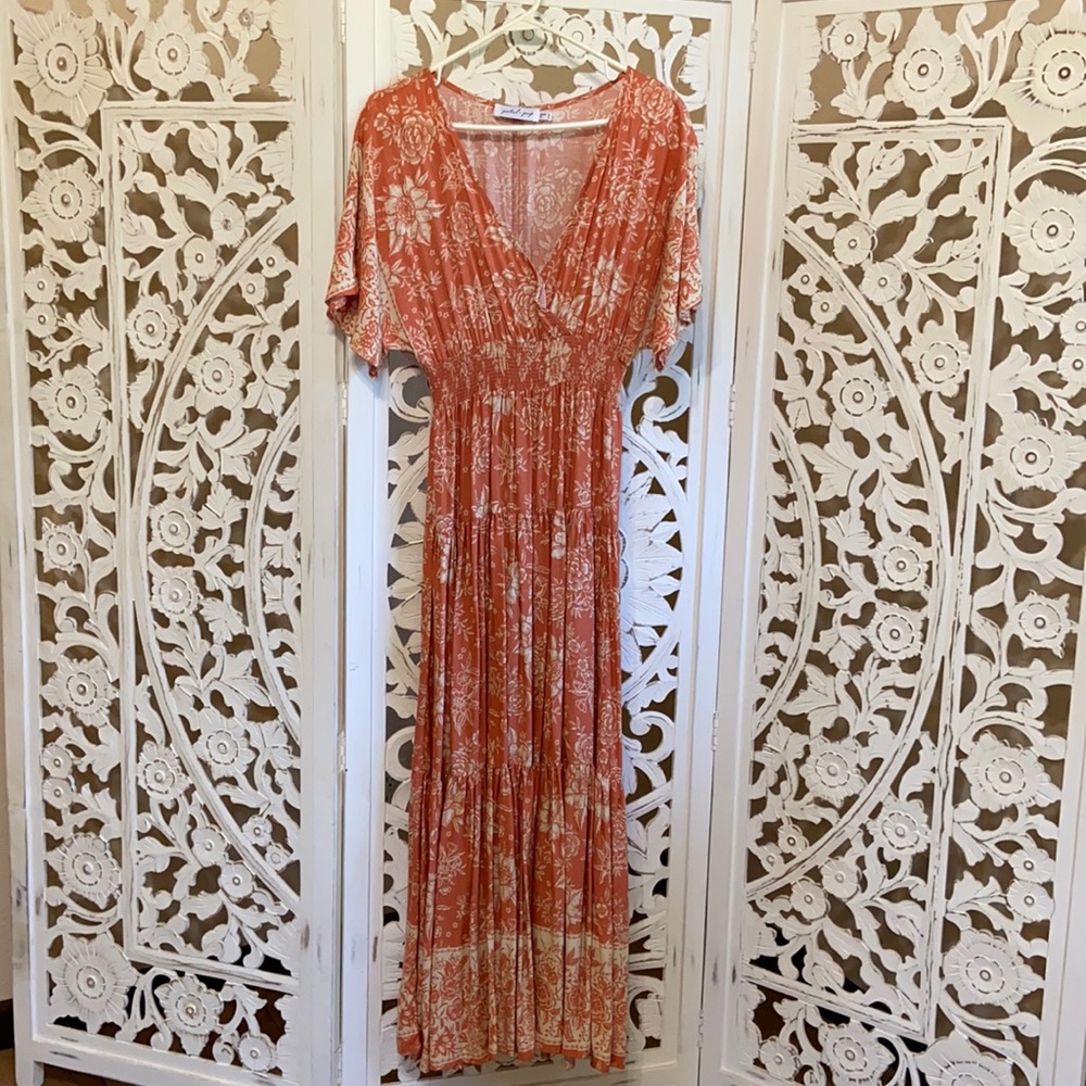 Beautiful flowy maxi